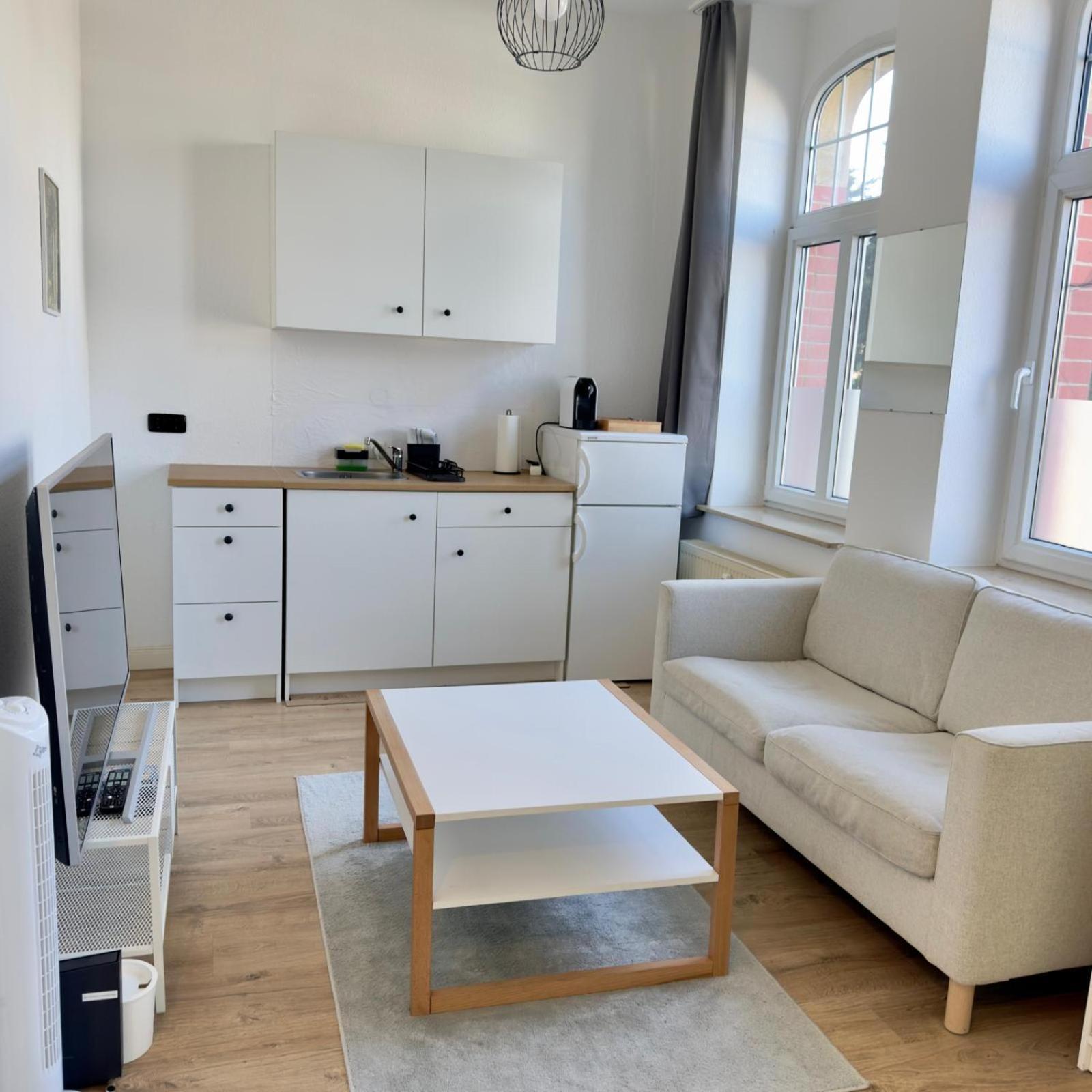 Raha Apartments - Modernes Studio-Apartment - Hbf - Gratis Parkplatz Erfurt Exterior foto